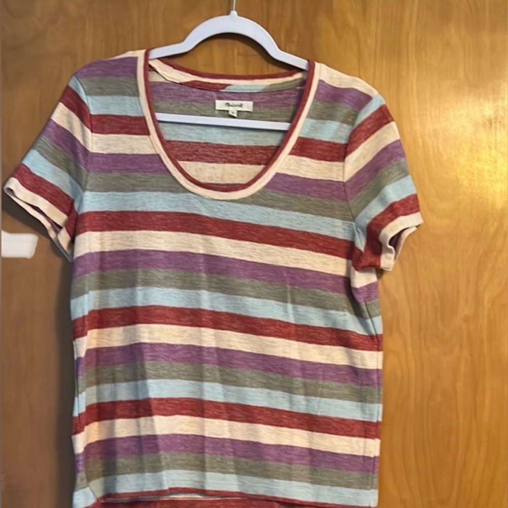 Madewell Size Medium Multi-Color Pastel Striped Scoop-Neck Tee. Great Condition